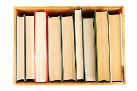 how to store books long term: should we use glass or plastic covers?